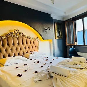 B&B Elisa, Istanbul