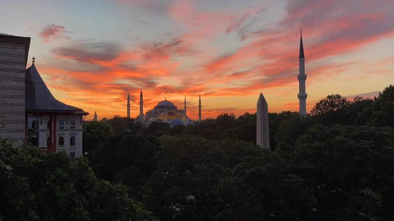 Optimist Hotel Istanbul 3*,